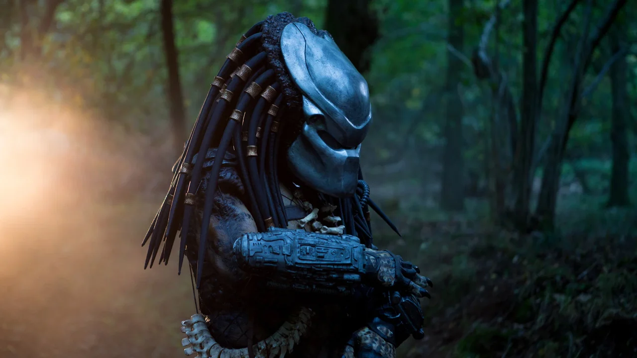 Фильм Хищник: Тёмные века (2015)